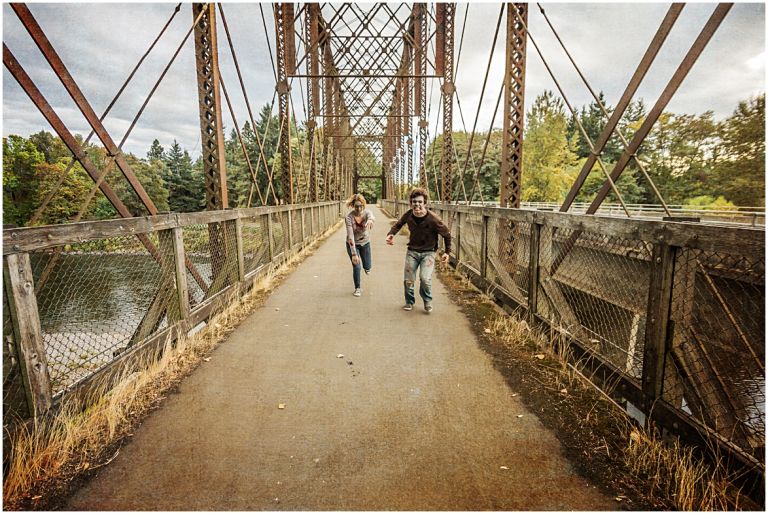 Zombie Apocalypse // Eugene Oregon Halloween Photoshoot // Engagement Photography // Mckenzie River // Stevi Sayler Photography