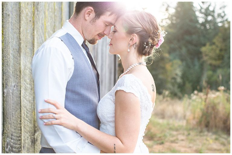 Eugene Oregon Wedding // Blue Rooster Inn // Mckenzie & Drew // Stevi Sayler Photography