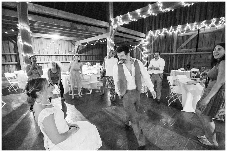 Eugene Oregon Wedding // Blue Rooster Inn // Mckenzie & Drew // Stevi Sayler Photography