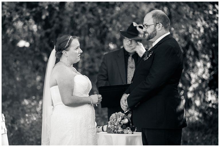 Eugene Oregon Backyard Wedding // Territorial Highway // Jessica & Chris // Stevi Sayler Photography