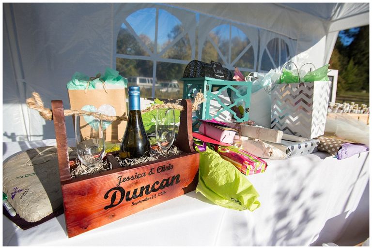 Eugene Oregon Backyard Wedding // Territorial Highway // Jessica & Chris // Stevi Sayler Photography