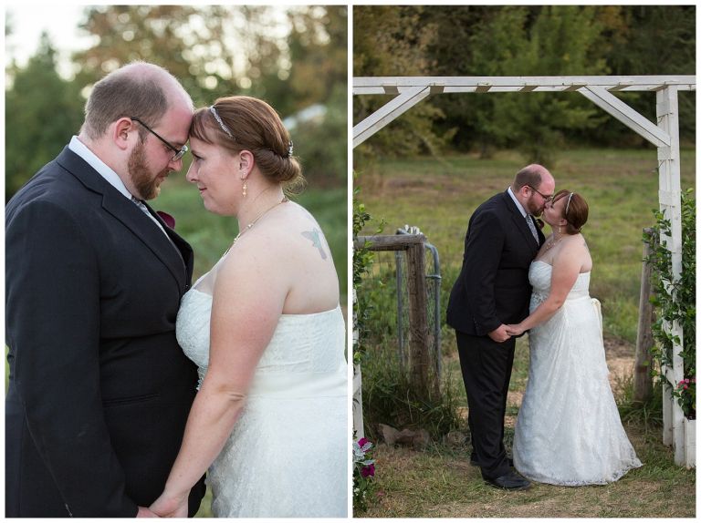 Eugene Oregon Backyard Wedding // Territorial Highway // Jessica & Chris // Stevi Sayler Photography